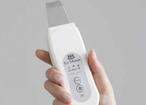 ultrasonic skin scrubber